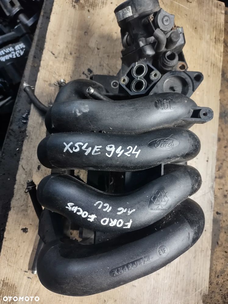 FORD FOCUS MK1 1,6 16V KOLEKTOR SSĄCY  XS4E9424 - 2