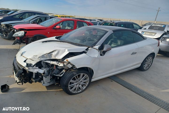 Consola centrala Renault Megane 3 [2008 - 2014] Cabriolet 2-usi 1.9 d - 3