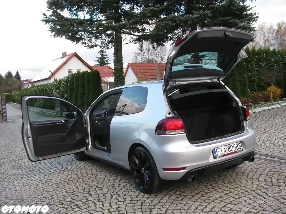 Volkswagen Golf 2.0 GTI DSG - 19