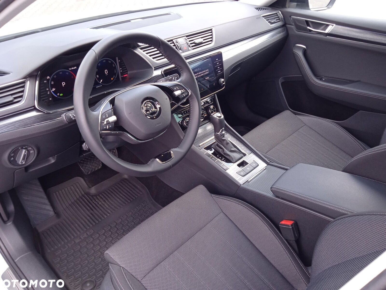 Skoda Superb 2.0 TDI SCR Style DSG - 11