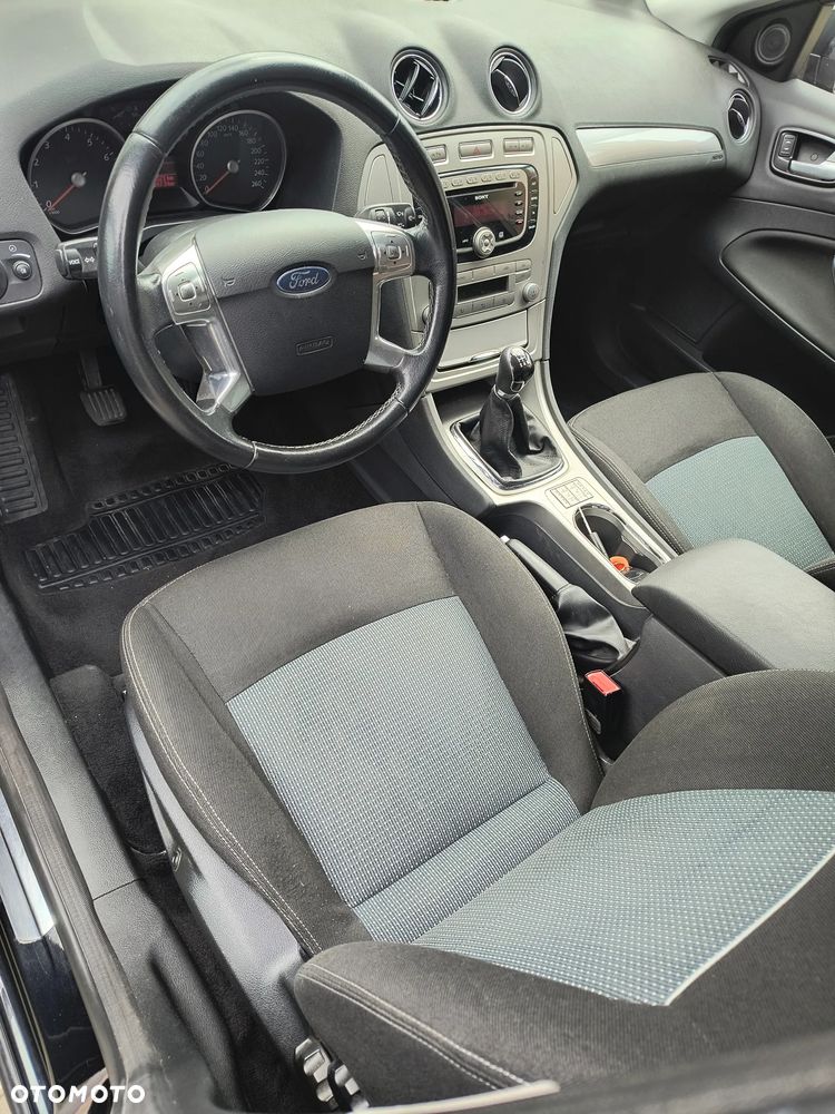 Ford Mondeo 1.6 Trend - 4