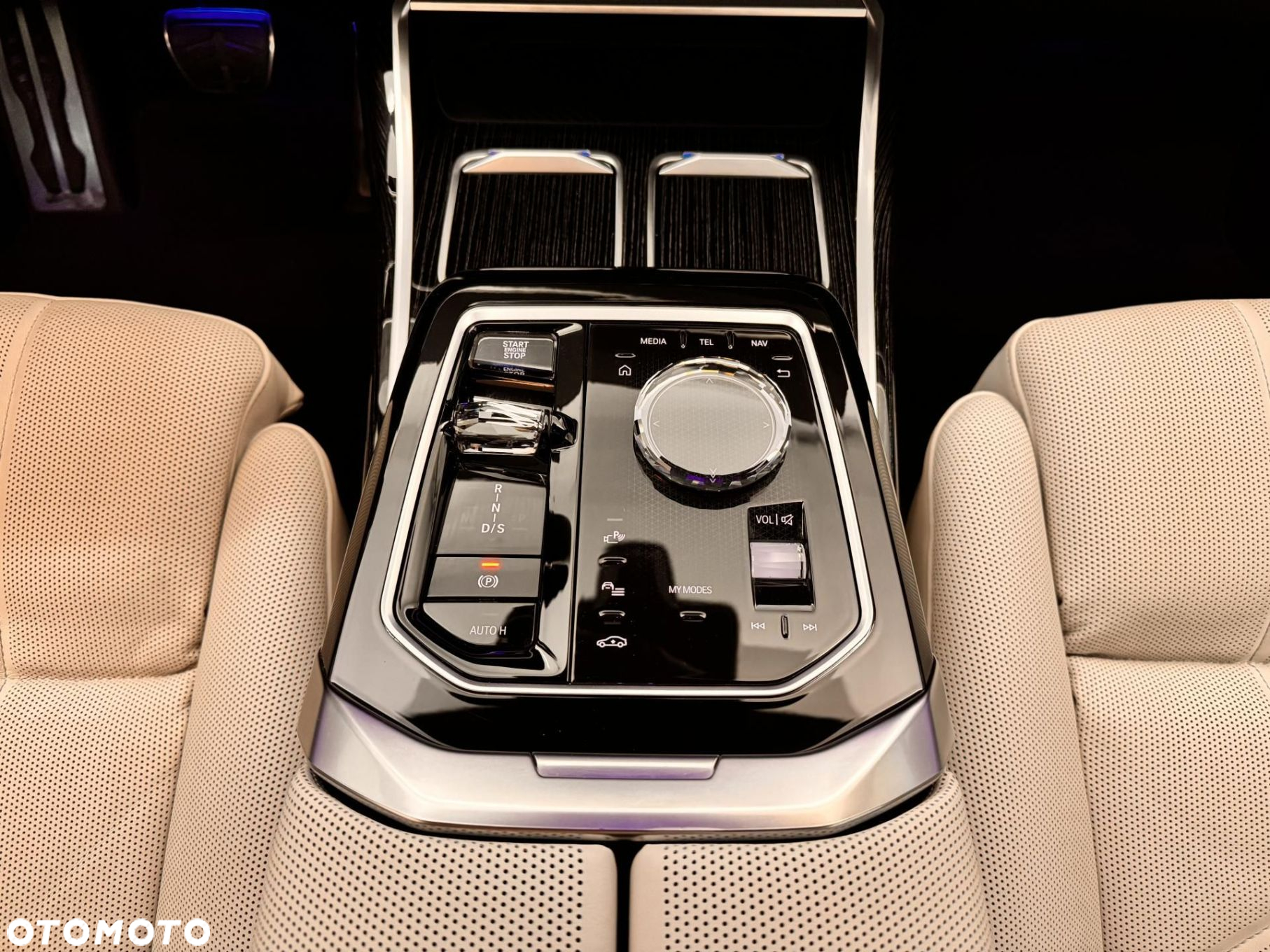 BMW Seria 7 - 23
