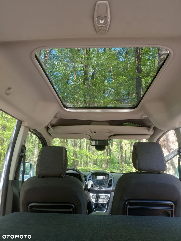 Ford Tourneo Connect - 6