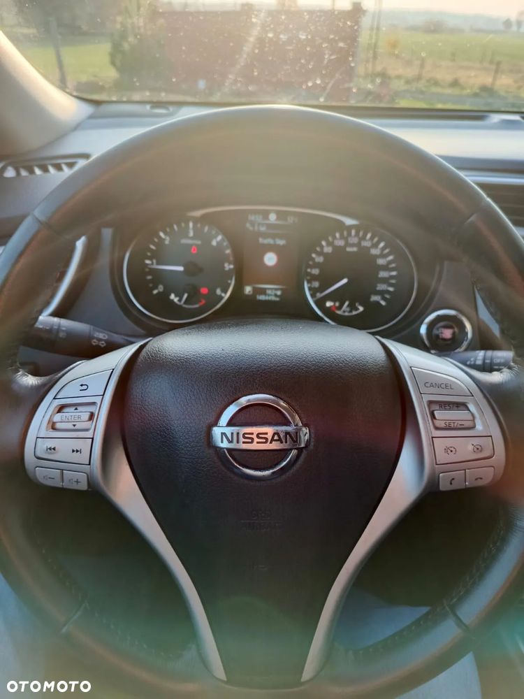 Nissan X-Trail 2.0 dCi Tekna Xtronic 4WD - 17