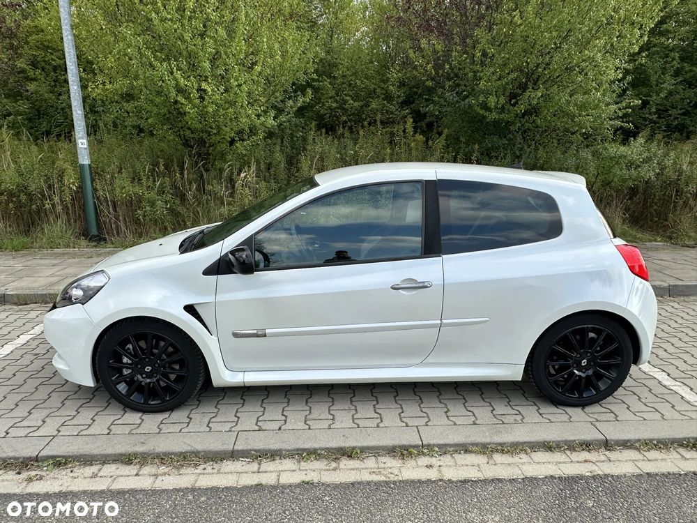 Renault Clio 2.0 16V Sport Euro5 - 9