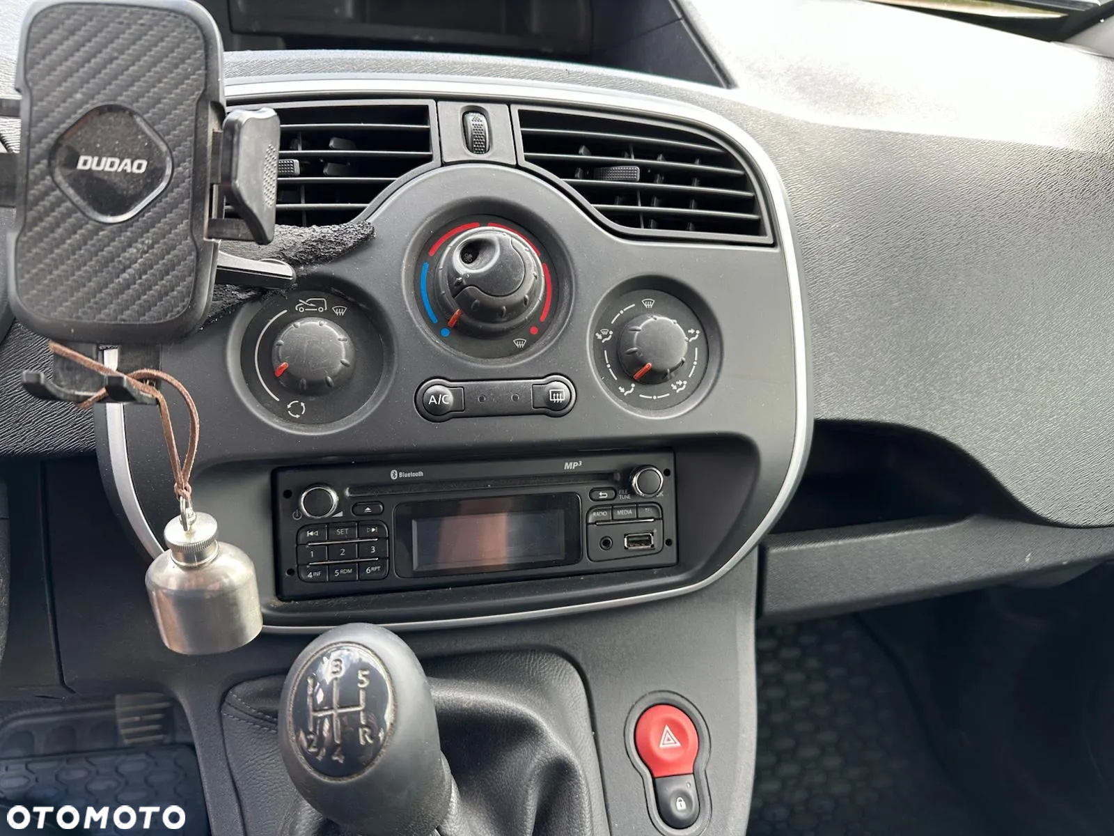 Renault KANGOO - 13