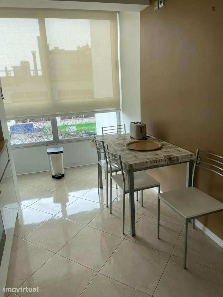 Apartamento com 1 quartos - localizado em Portimao - Grande imagem: 5/11