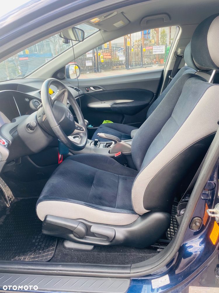 Honda Civic 1.4 Comfort - 10