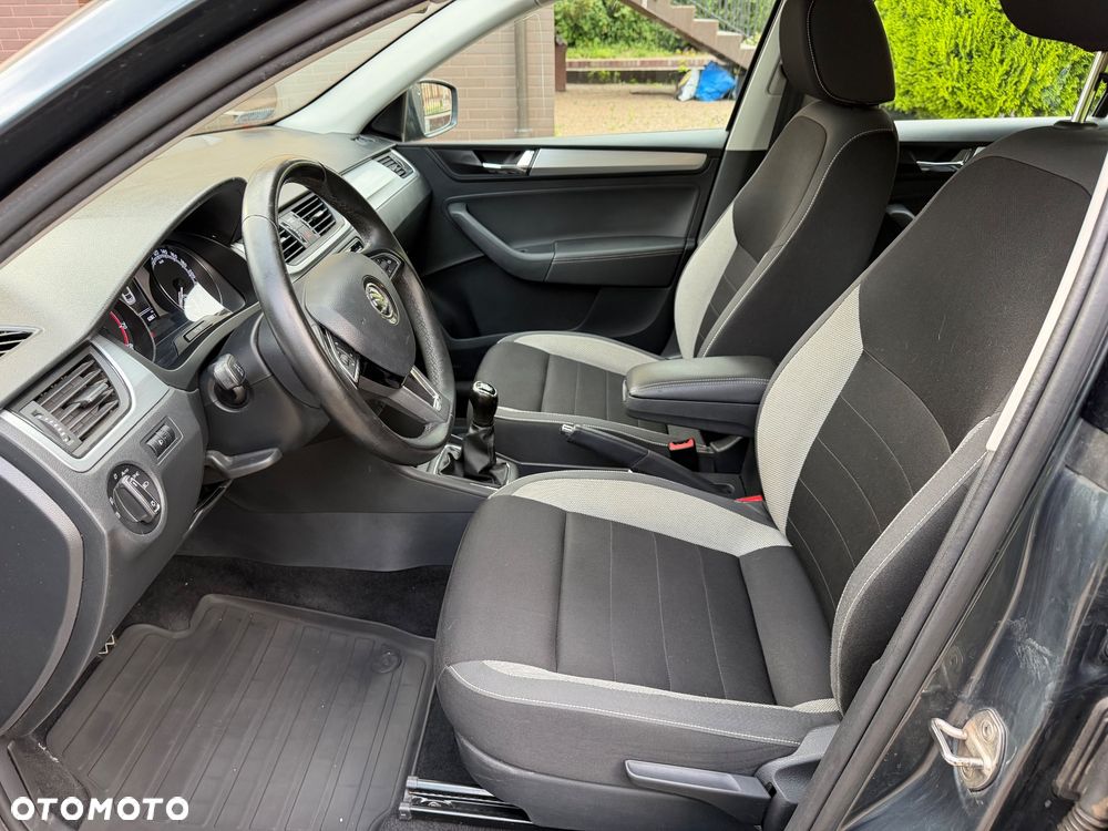 Skoda RAPID 1.0 TSI Clever - 29