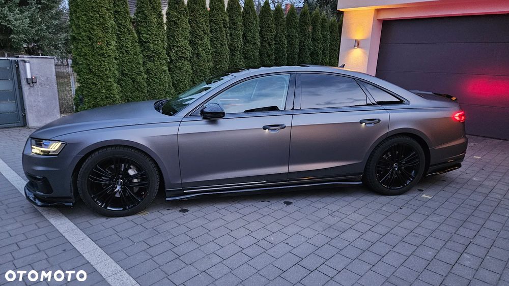 Audi A8 - 5