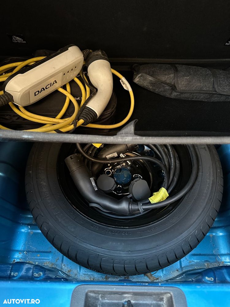 Dacia Spring Cargo Electric 45 (33kW) - 13
