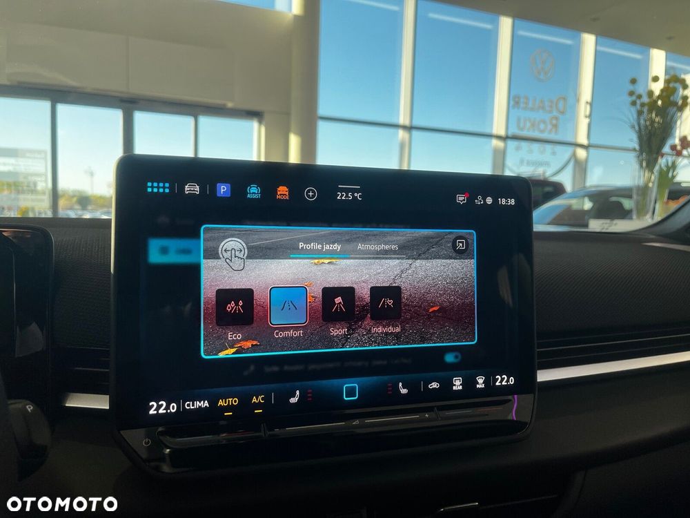 Volkswagen T-Roc - 21