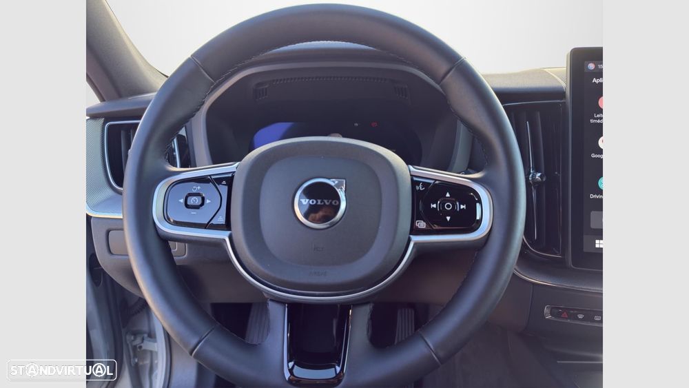 Volvo XC 60 2.0 T6 PHEV Core AWD - 12