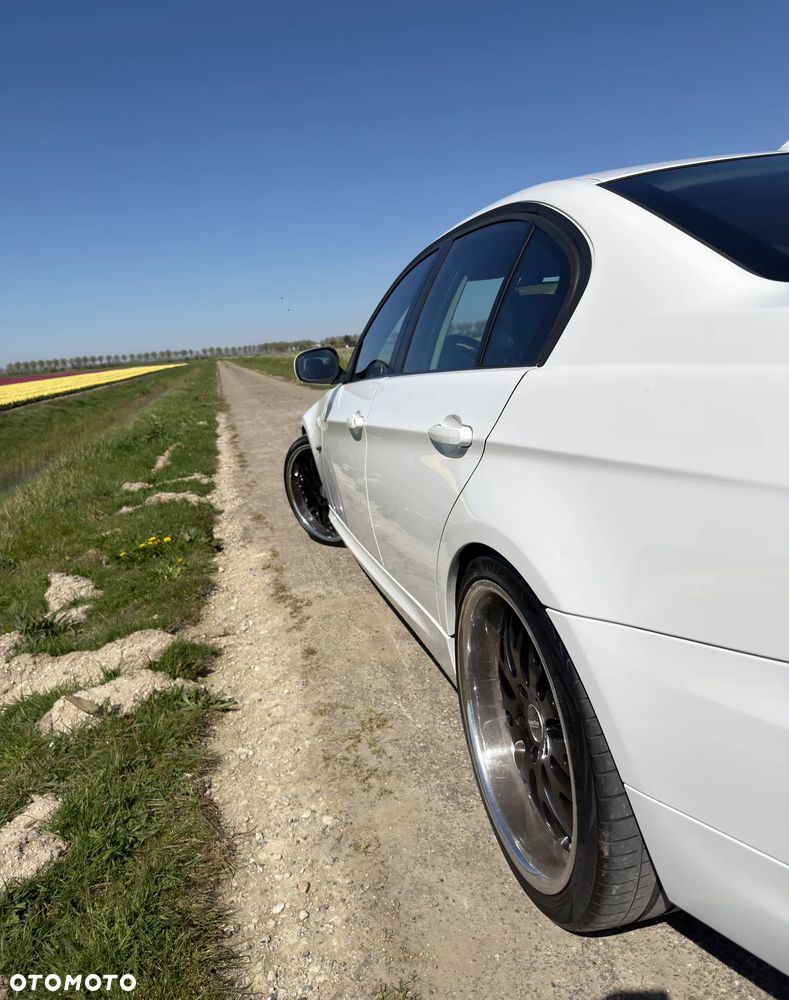 BMW Seria 3 320d - 9