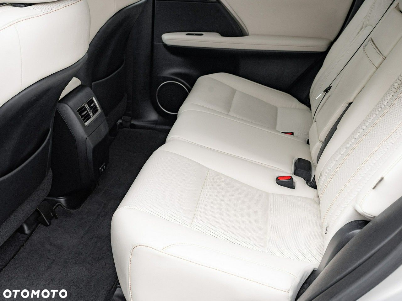 Lexus RX 450h F-Impression - 27