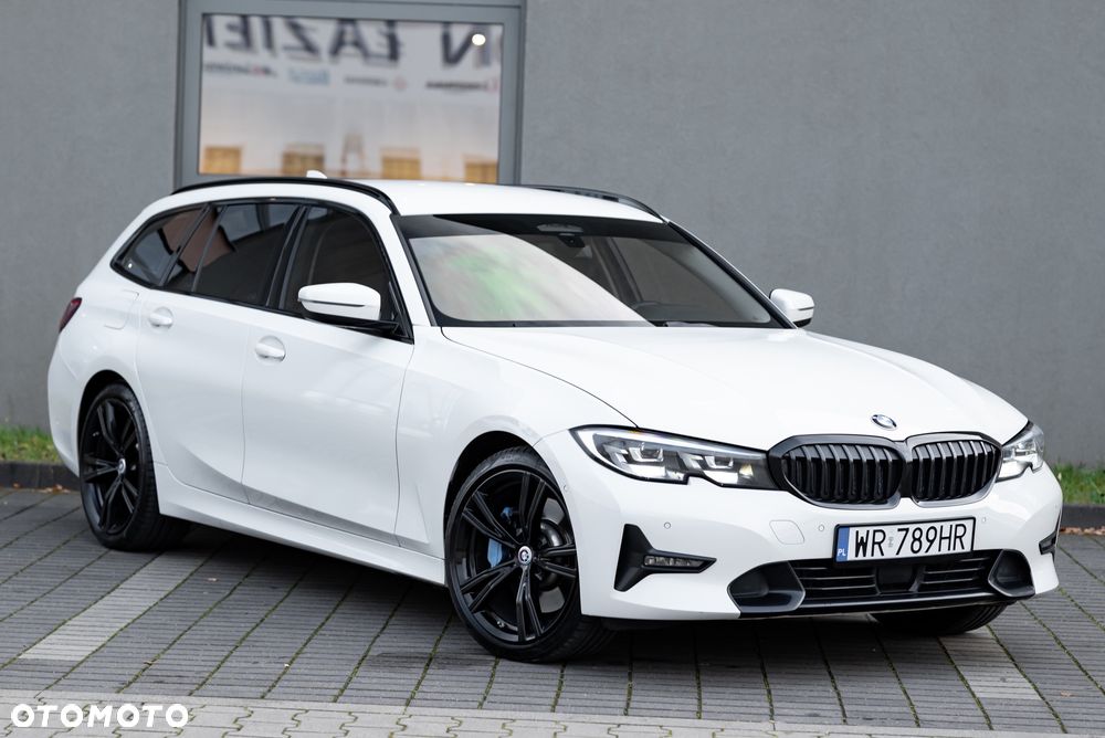 BMW Seria 3 330d xDrive - 2