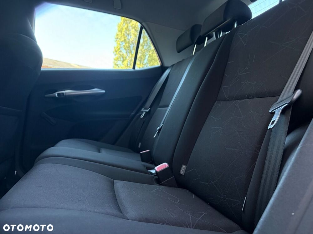 Toyota Auris 1.33 VVT-i Terra - 14