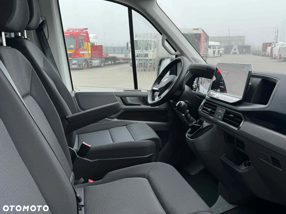 MAN TGE 3.180 FURGON 4x2F SB - 9