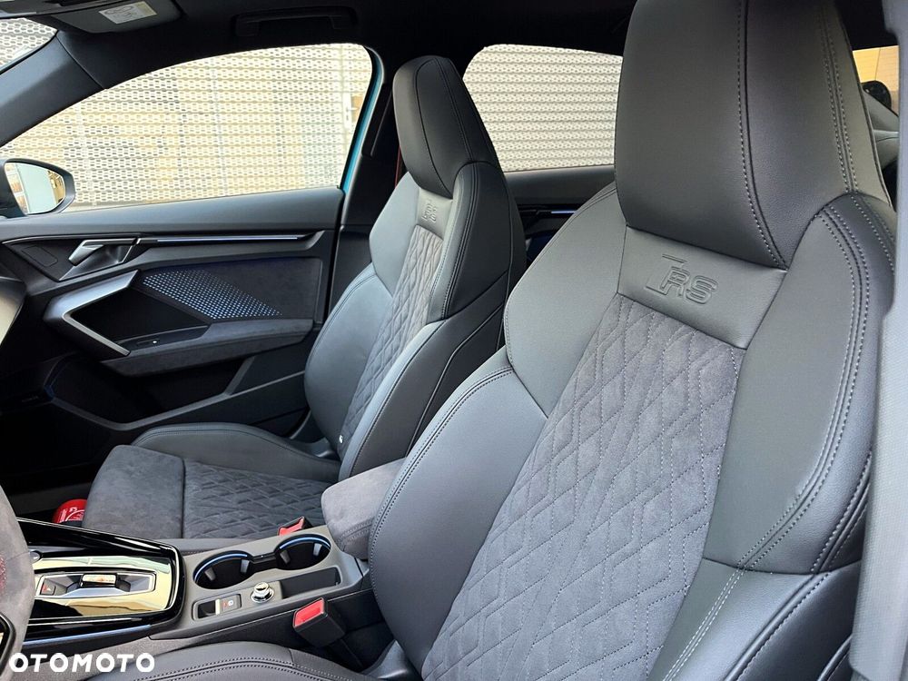 Audi RS3 Limousine - 19