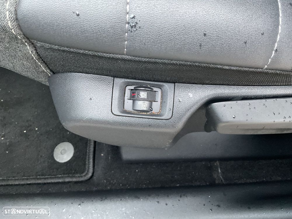 Citroën C3 Aircross 1.2 PureTech Shine - 24