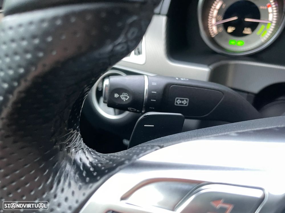 Mercedes-Benz E 300 Bluetec Hybrid Avantgarde - 21