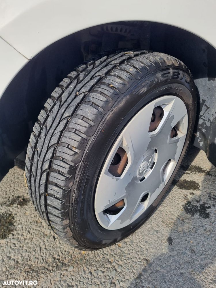 Skoda RAPID 1.4 TSI DSG Ambition - 15