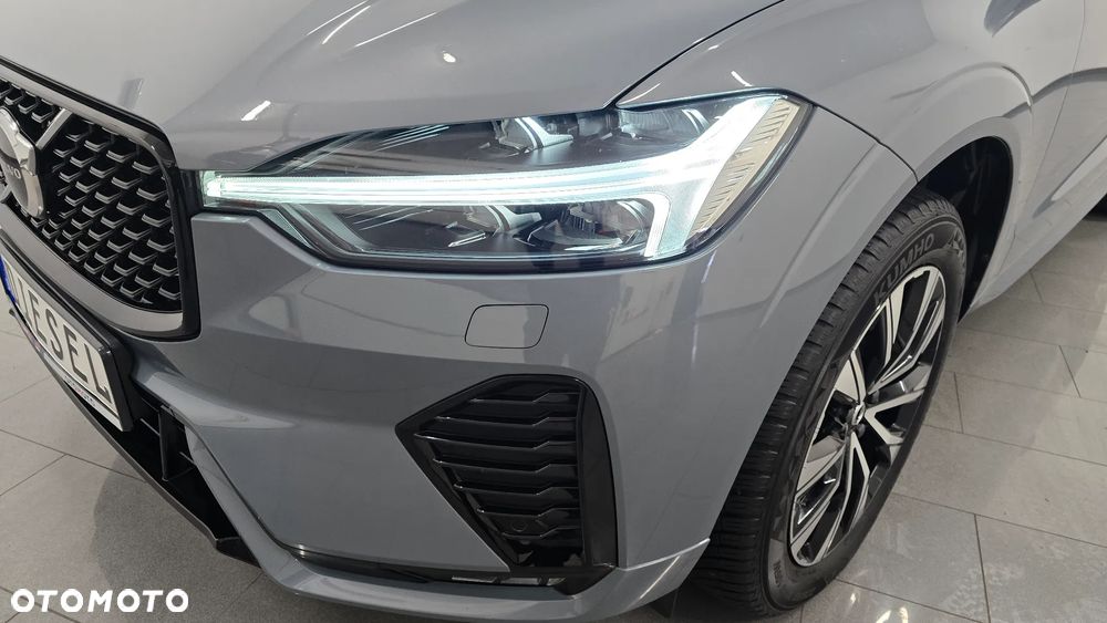 Volvo XC 60 B4 D Plus Dark - 15