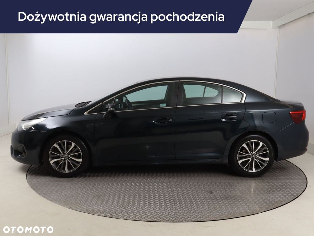 Toyota Avensis - 4