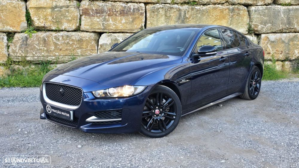 Jaguar XE 2.0 D R-Sport - 49