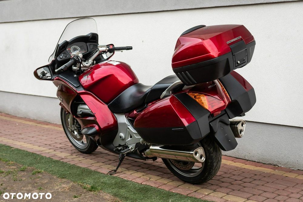 Honda ST - 5