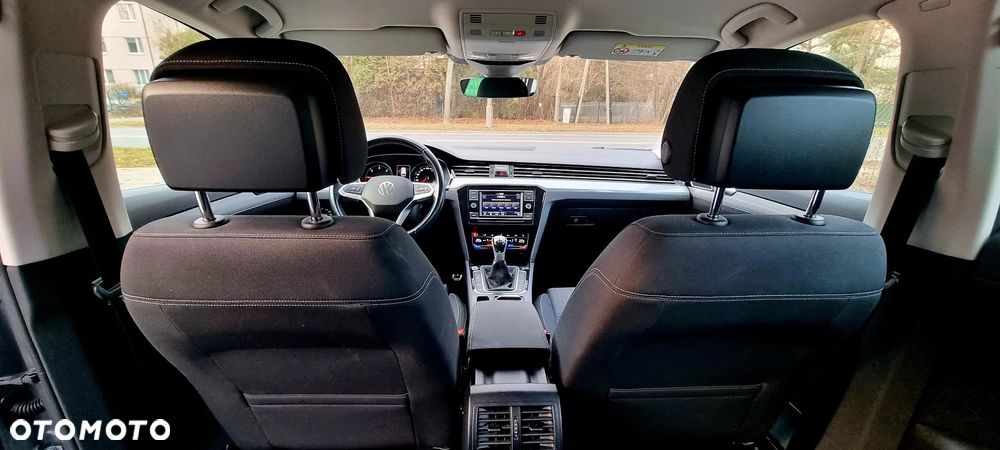 Volkswagen Passat Variant 2.0 TDI EVO Business - 23