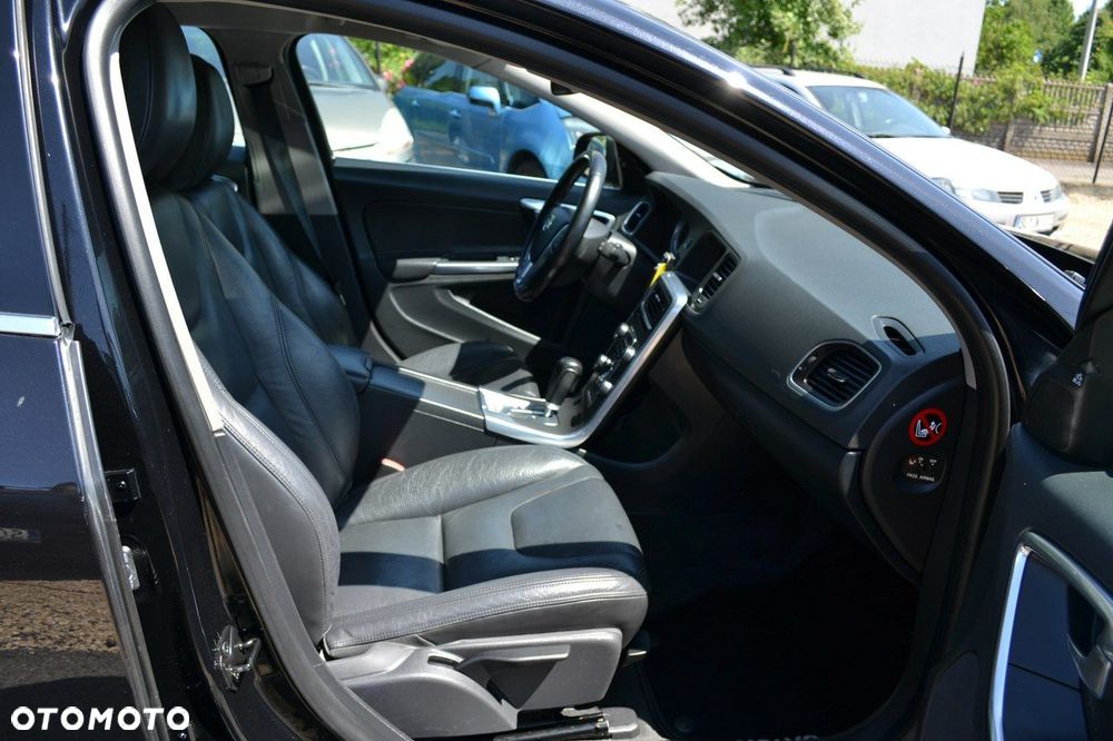 Volvo V60 - 14