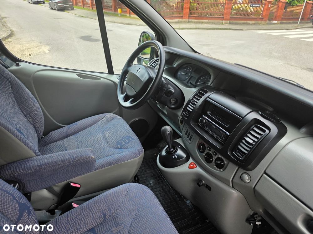 Renault Trafic - 20