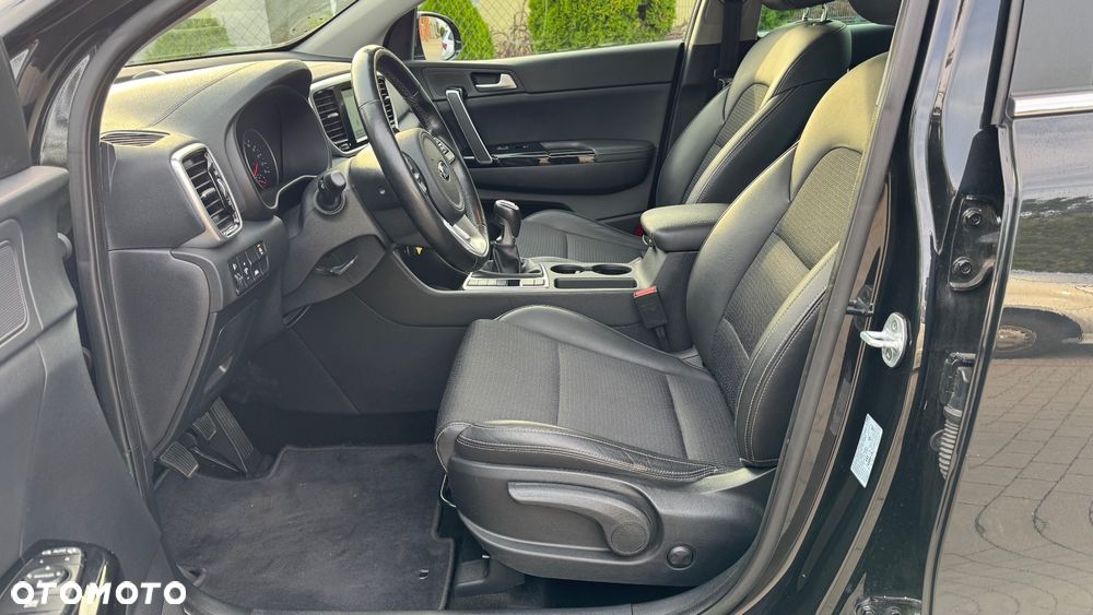 Kia Sportage 1.6 T-GDI 2WD Black Edition - 26