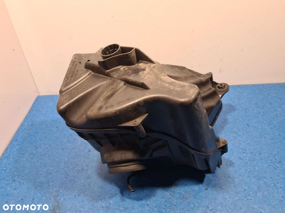 BMW 320I E90 OBUDOWA FILTRA POWIETRZA 7536594 - 8