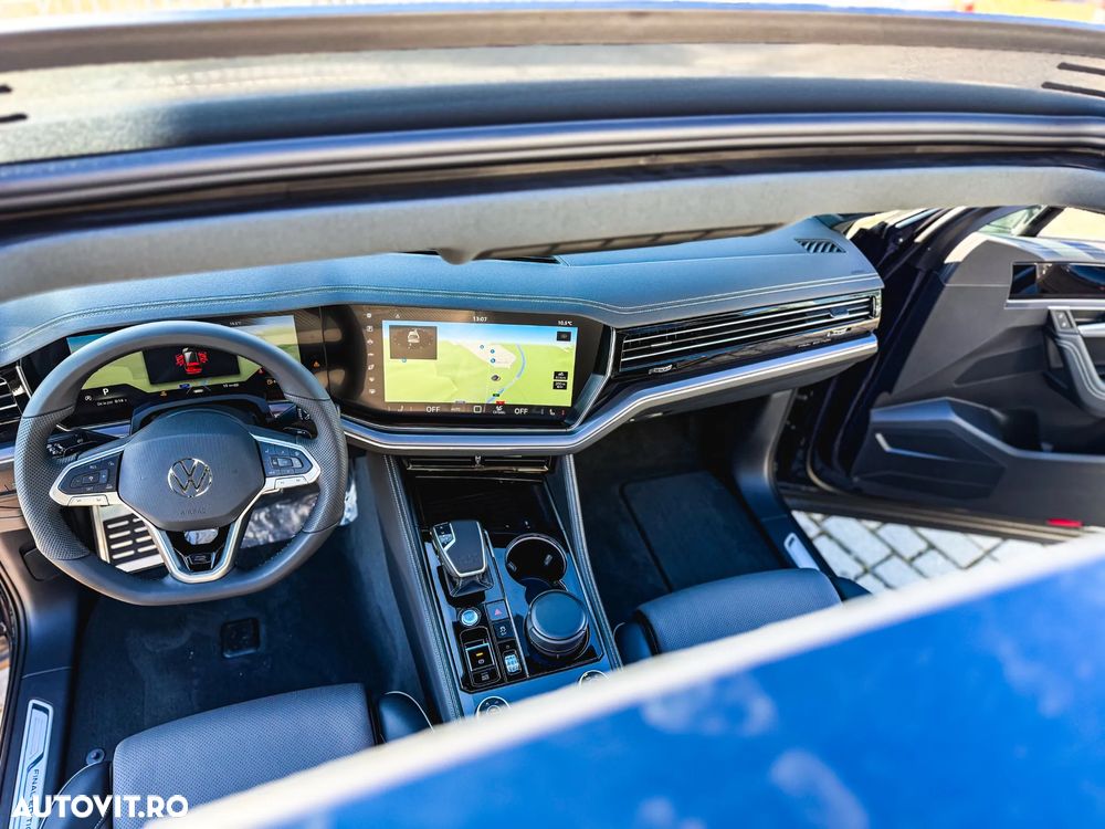 Volkswagen Touareg V6 TDI 4MOTION R-Line - 17