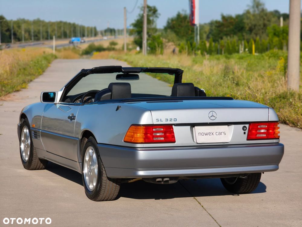 Mercedes-Benz SL - 12