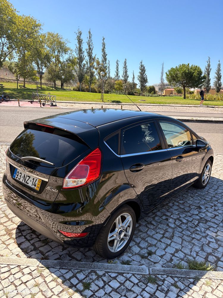 Ford Fiesta 1.6 TDCi Titanium - 5