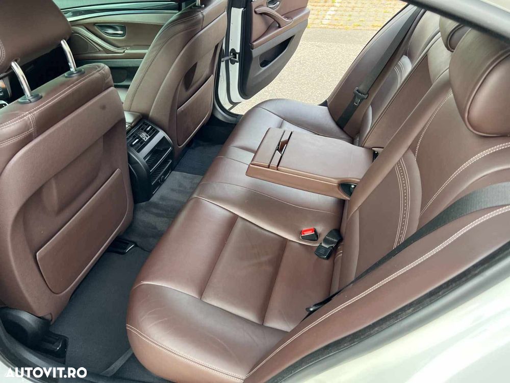 BMW Seria 5 520d Efficient Dynamics Edition Aut. Luxury Line - 7