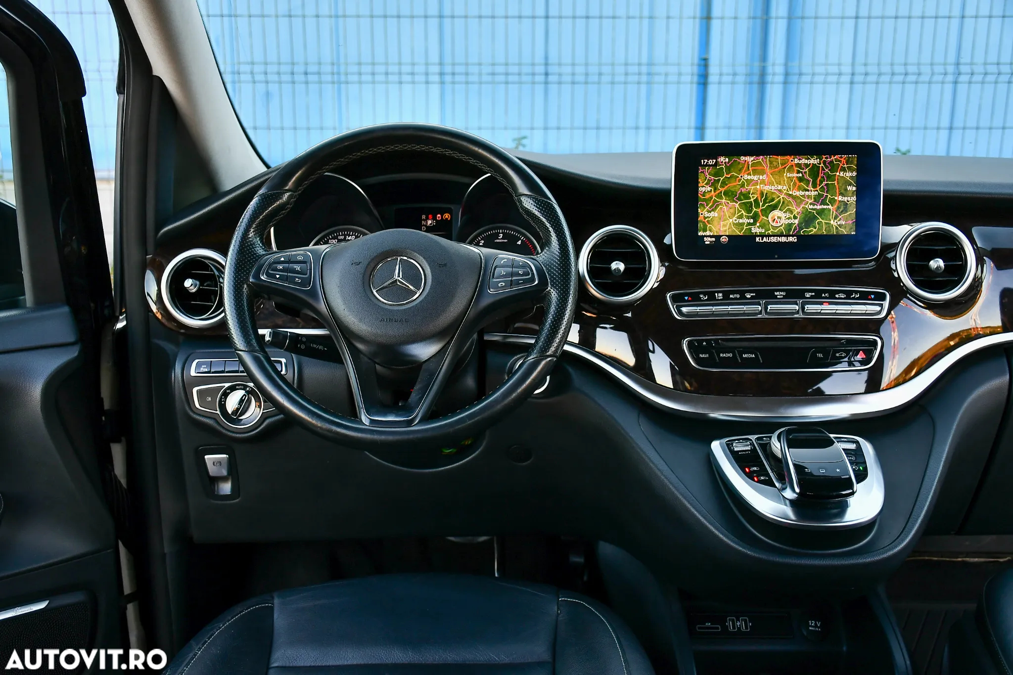 Mercedes-Benz V 250 (BlueTEC) d lang 7G-TRONIC Avantgarde - 13