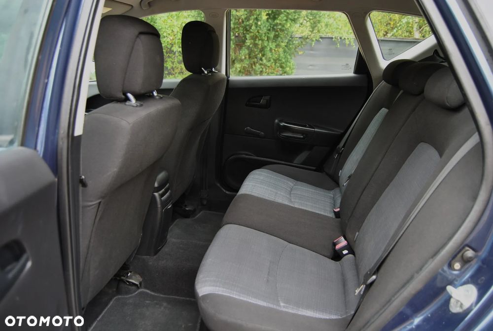 Kia Ceed 1.4 CVVT SW Spirit - 6