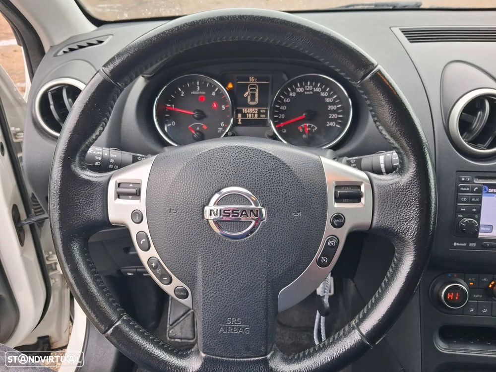Nissan Qashqai - 11