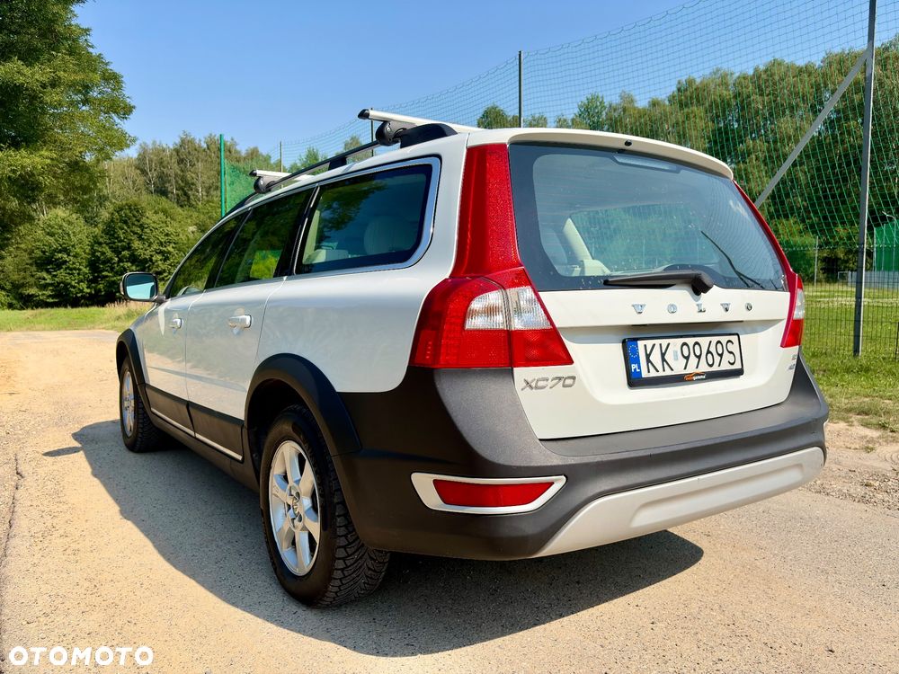 Volvo XC 70 - 23