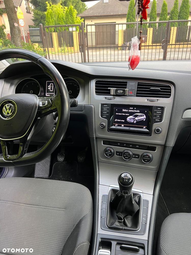 Volkswagen Golf 1.6 TDI BlueMotion Technology Comfortline - 8