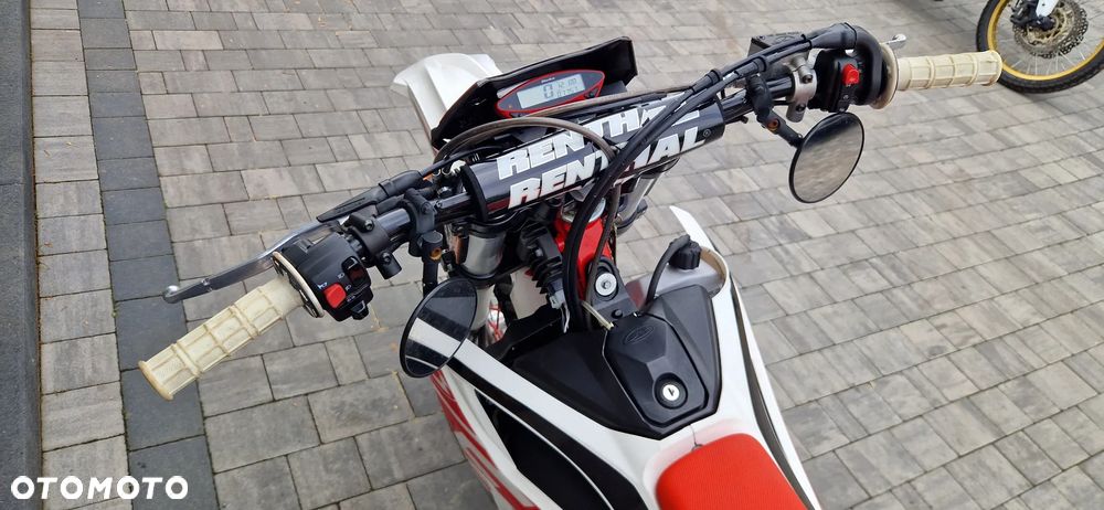 Beta RR - 13