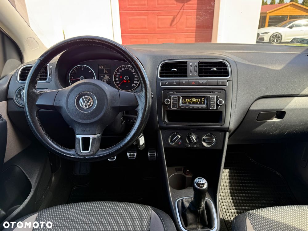 Volkswagen Polo Cross - 16