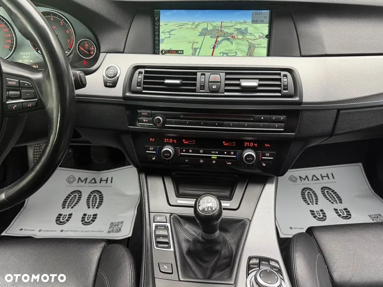 BMW Seria 5 520i - 21