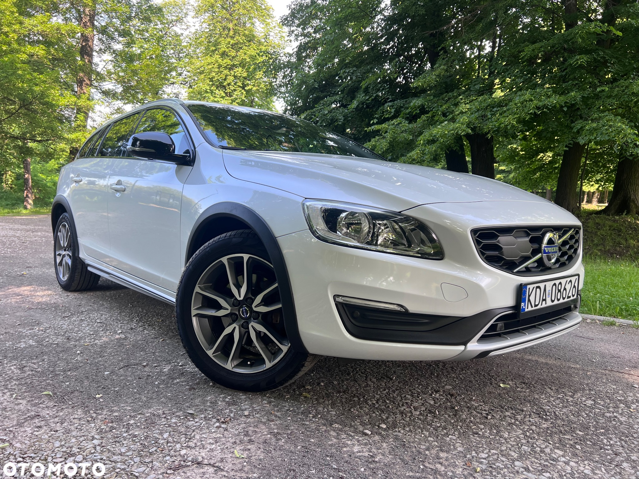 Volvo V60 Cross Country D4 Drive-E Momentum - 6