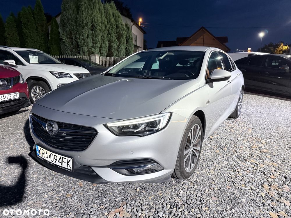 Opel Insignia - 18