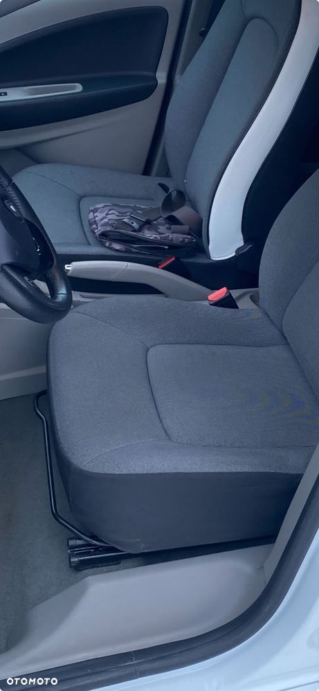 Renault Zoe - 10